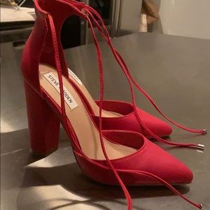 Steve Madden Red heels